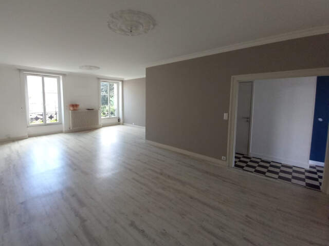 BLOIS  -  AVENUE DU PRÉSIDENT WILSON -   GRAND APPARTEMENT — photo du bien