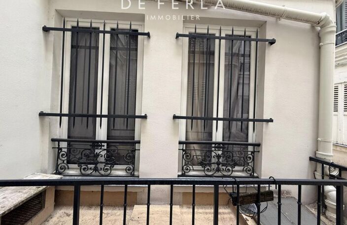 Adresse recherchée – Souplex avec lumière naturelle, rue Duvivier — photo 3