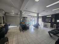PONTAULT A LOUER SALON DE COIFFURE de 71m² — photo 4
