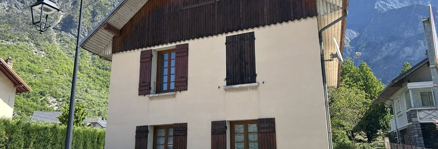 Maison 6 Pièces 124 m² à vendre à Saint-Julien-Mont-Denis (73870)