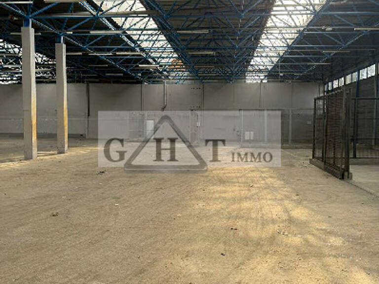 ENTREPOT 2900M2 A LOUER LISSES — photo 1