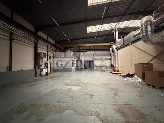 ENTREPOT 2765M2 A VENDRE BONDOUFLE — photo du bien