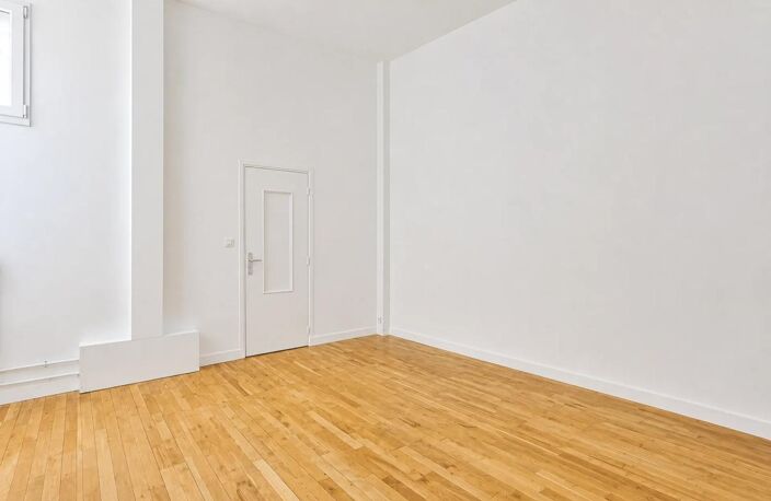 Appartement 4 pièces de 92 m2 en vente à Nanterre - Idéal pour professions libérales ou familles — photo 4