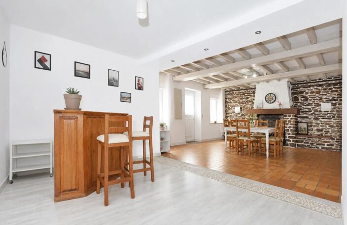 Maison de 10 pièces à Retiers avec jardin — photo 3
