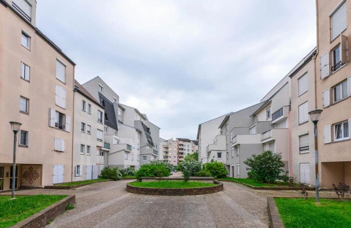 Duplex lumineux de 106 m² loué à Sannois — photo 5