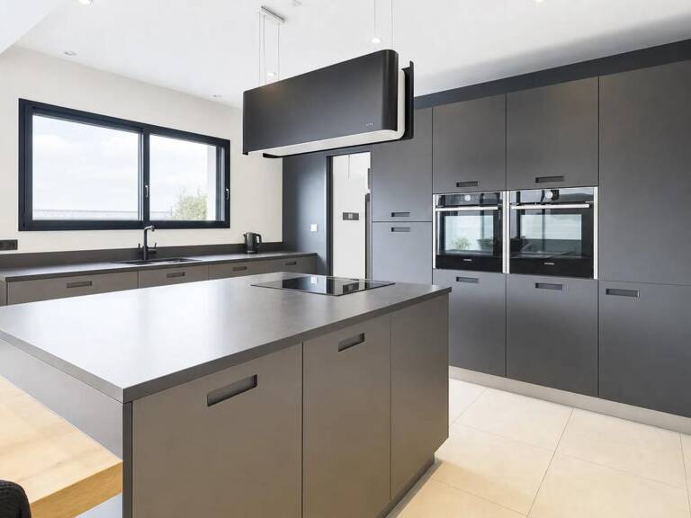 Maison contemporaine avec vue mer à Moguériec — photo 1