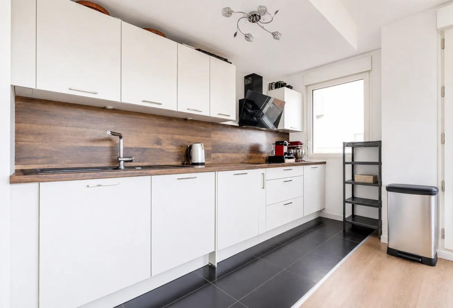 Chic T3 lumineux à Asnières, 63 m² avec balcon — photo 1