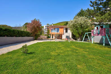 Maison 4 pièces 592000 €