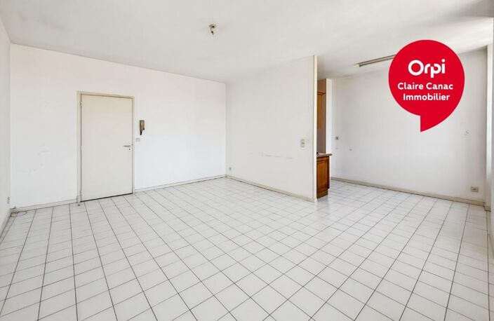 Appartement À Vendre — photo 3