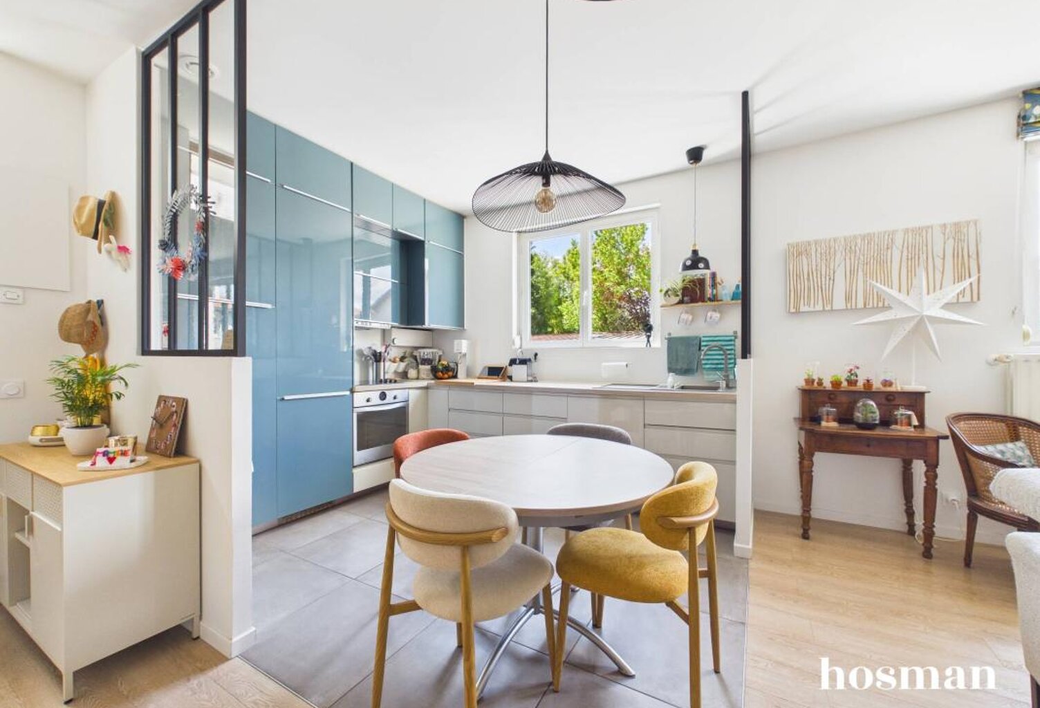 L'esprit Maison de Ville : Type 4 de 92 m² au charme atypique – À fontaines sur saone ( limite sathonay-camp) — photo 1