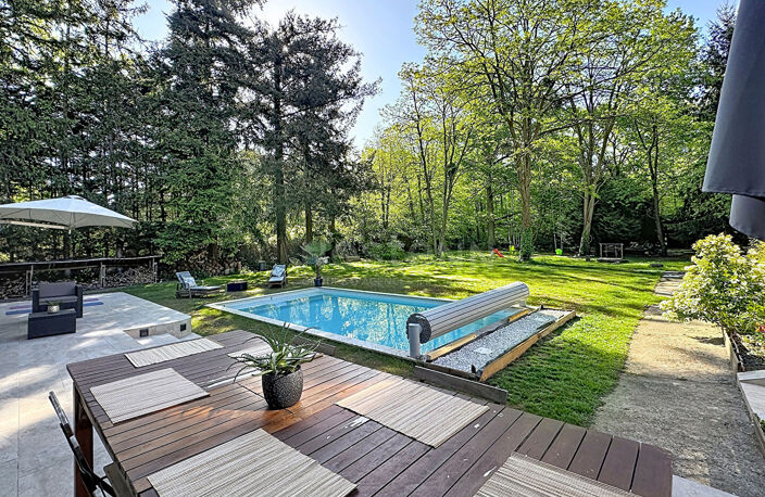 Lamorlaye, Maison- 10 pièces, 289 m² sur terrain de 2814 m², piscine — photo 3