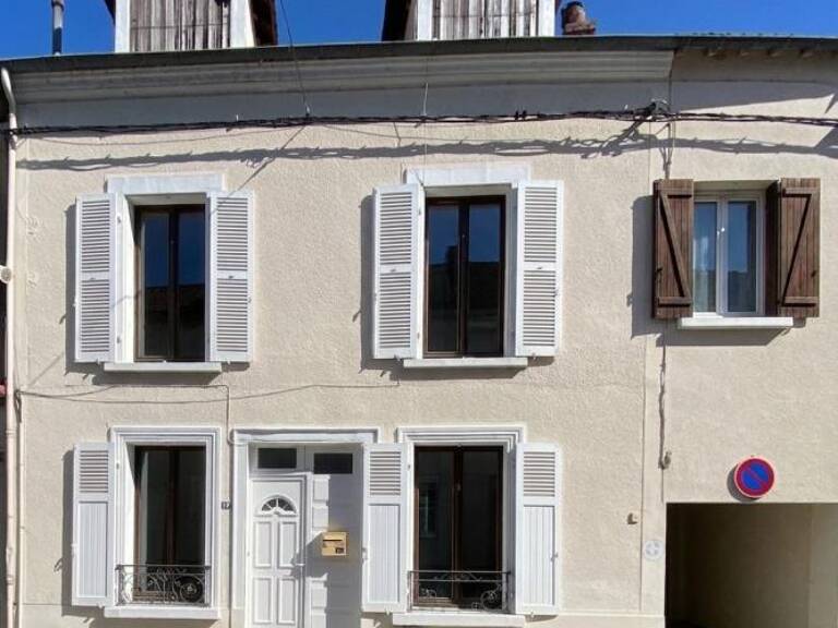 Maison de ville 174 m2 : 5 ch, Cour, Garage et Sauna privé — photo 1