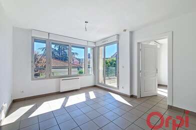 Appartement 3 pièces 920 €