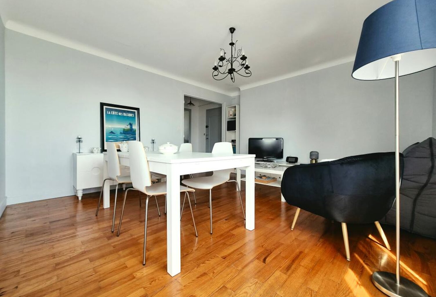 Appartement À Vendre — photo 1