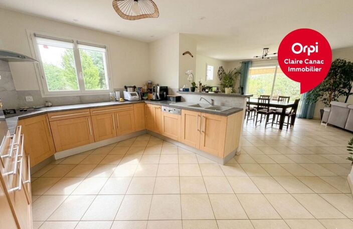 Maison familiale de plain-pied – 6 chambres, jardin arboré et environnement paisible — photo 2