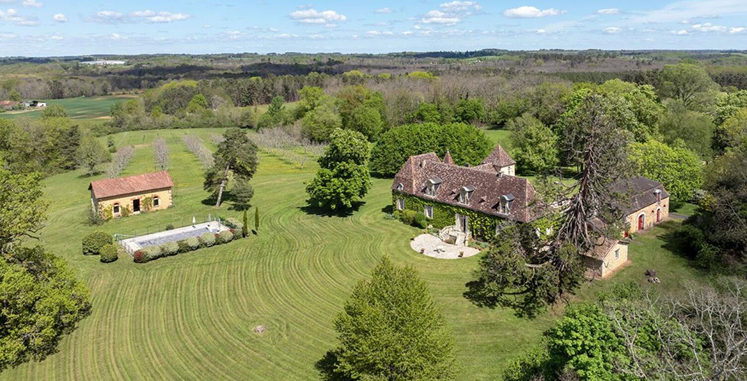 Superbe Chartreuse du XVIIe siècle située entre Périgueux et Bergerac — photo 1
