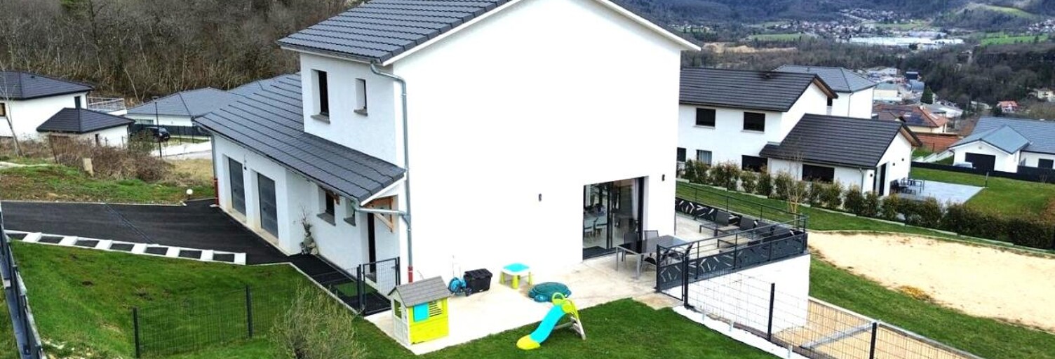 Maison 5 Pièces 100 m² à vendre à Dortan (01590)