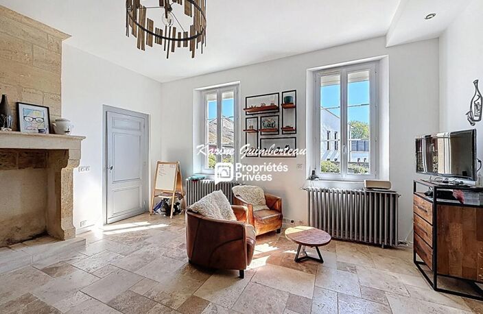 Maison familiale en pierre joliment rénovée avec piscine — photo 5