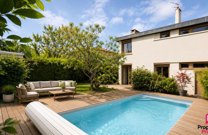 LE BOUSCAT - Maison familiale 4 chambres avec jardin, piscine chauffée et garage — photo 2