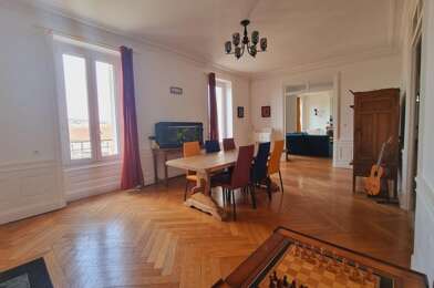 Appartement 7 pièces 330000 €