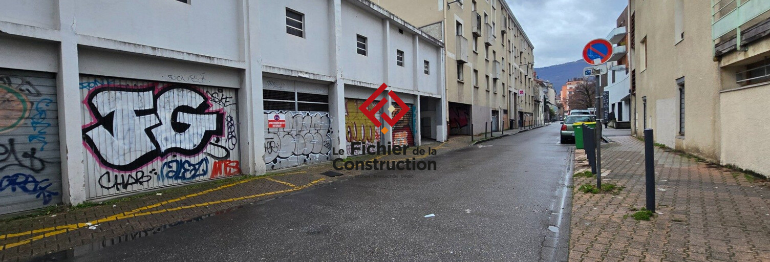 Garage  15 m² à louer à Grenoble (38000)