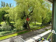 T5 de 101 m² avec balcon, stationnement et vue sur jardin — photo 2