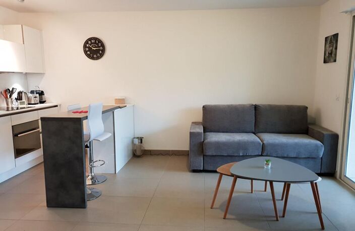 À VENDRE ? Superbe F2 avec terrasse ? Triangle d'Or — photo 3
