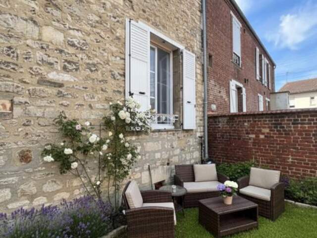 Maison de ville 3 chambres avec court privée — photo du bien
