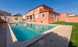 Maison 8 Pièces 196 m² à vendre à Nîmes (30000)