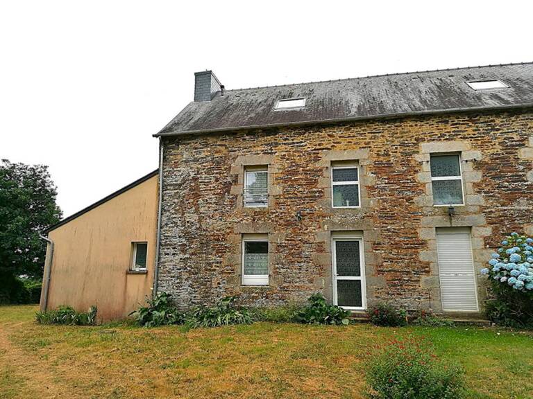 Maison en pierre rénovée avec jardin et verger Loyat  107 m2 — photo 1