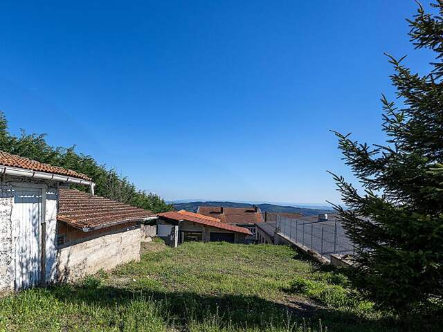 Maison de 155 m² avec terrain et studio indépendant — photo du bien