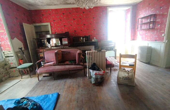 Maison de maître centre bourg avec terrains constructibles — photo 5