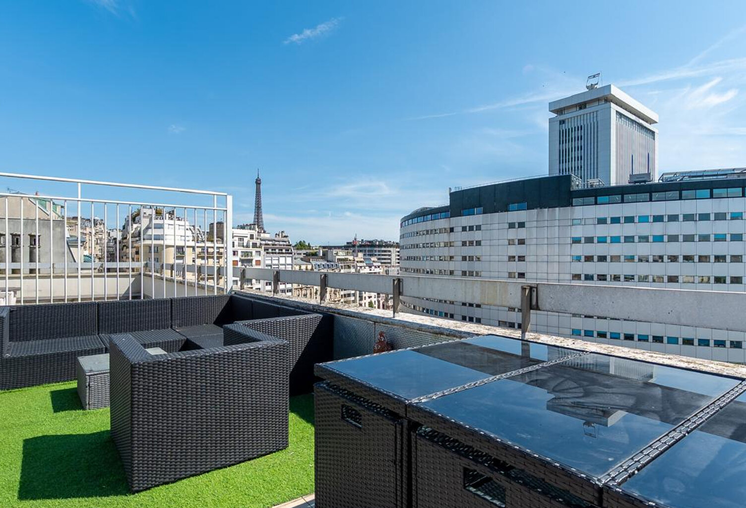 Appartement  95 m2 duplex et rooftop 30m2 vue Tour Eiffel, 23m2 de balcons et terrasses  Passy Paris 16e — photo 1