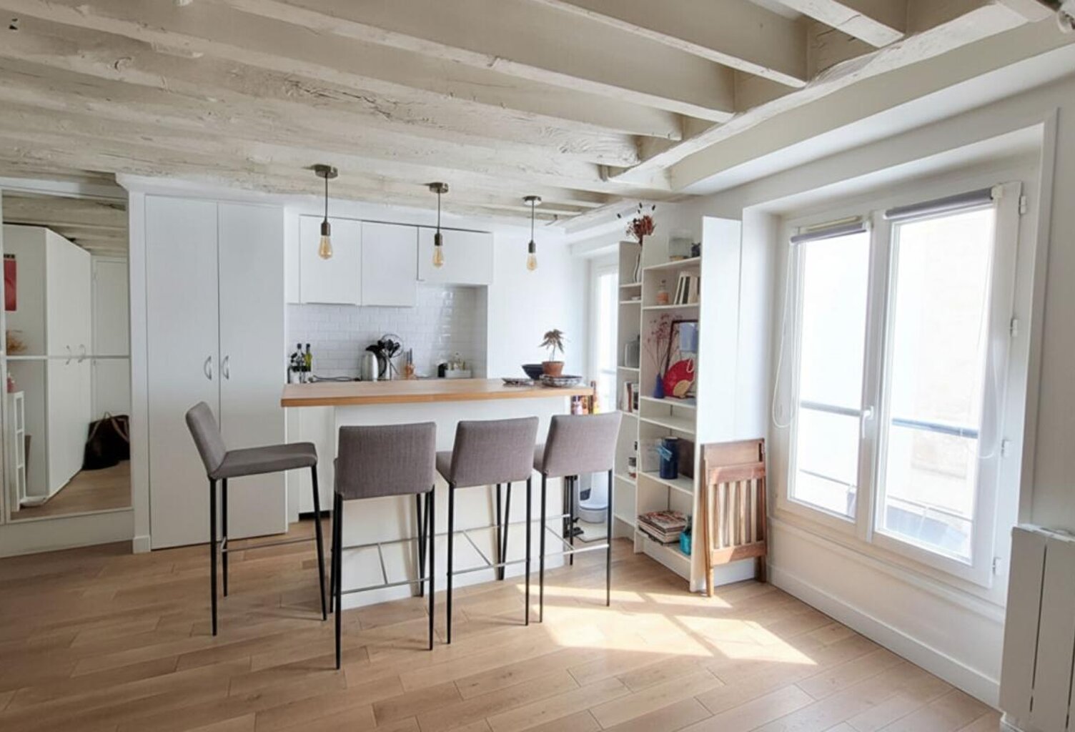 Appartement Paris 2 pièces 31 m² Paris 3 Ascenseur quartier Sainte-Avoye — photo 1