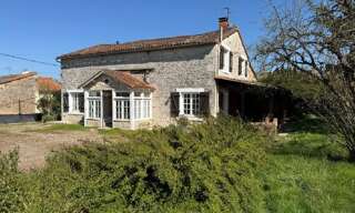 Maison 5 Pièces 139 m² à vendre à Civray (86400)