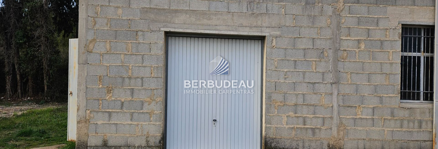 Garage  55 m² à louer à Monteux (84170)