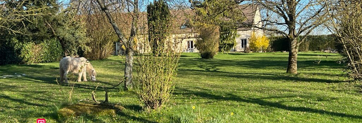 Maison 10 Pièces 220 m² à vendre à Neauphe-sous-Essai (61500)