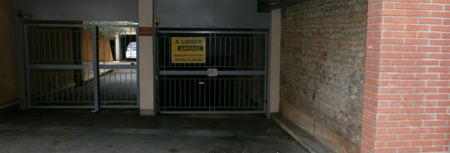 Garage   m² à louer à Toulouse (31500)