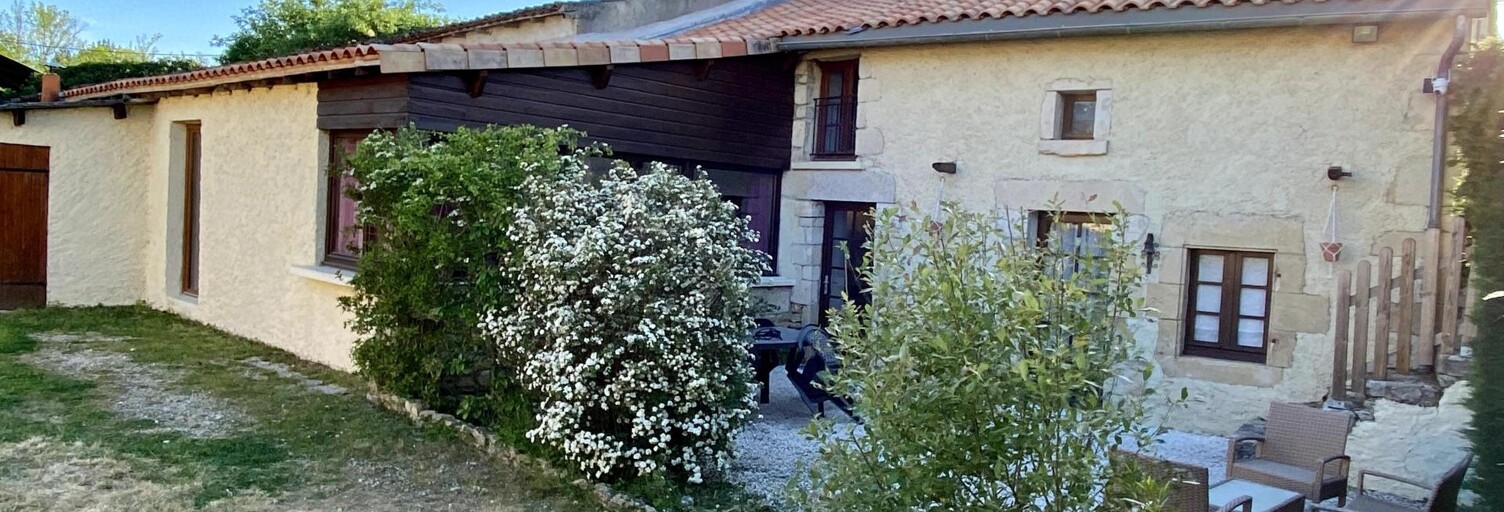 Maison 4 Pièces 110 m² à vendre à Saint-Maurice-la-Clouère (86160)