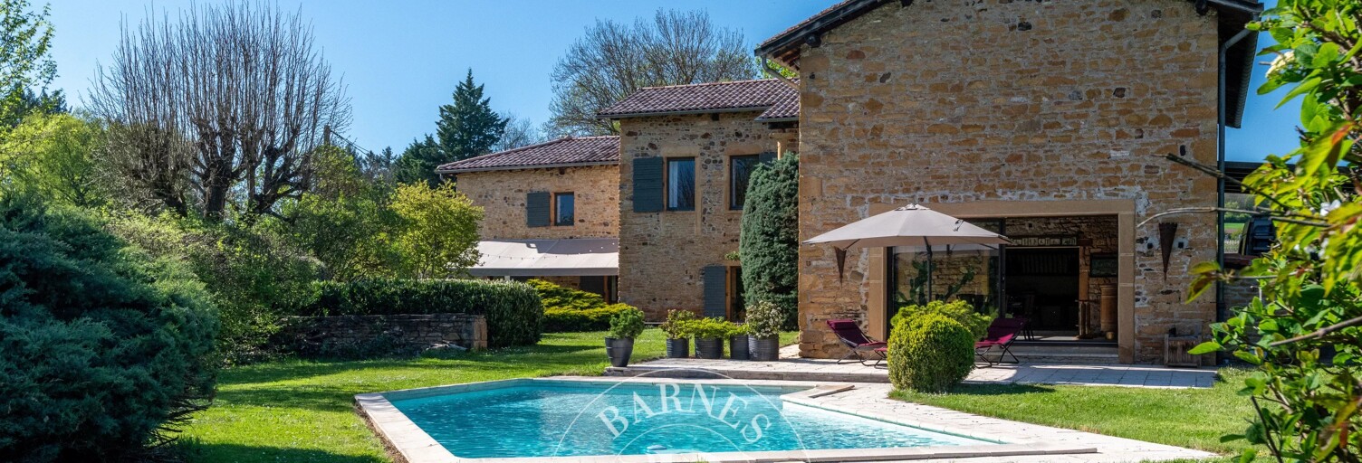Maison 10 Pièces 260 m² à vendre à Bagnols (69620)