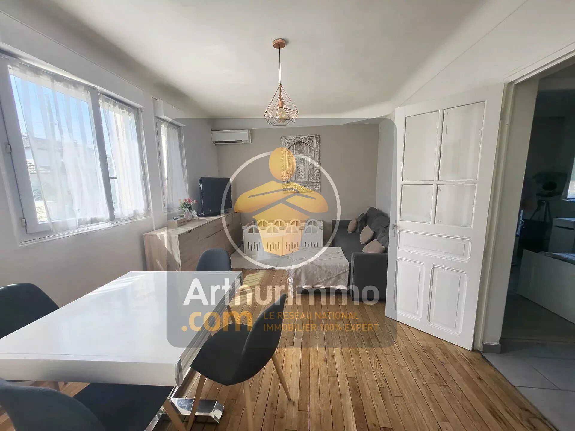 Maison 5 pièces 95 m² · à Ormesson-sur-Marne · 95 m² · 399 000 €
