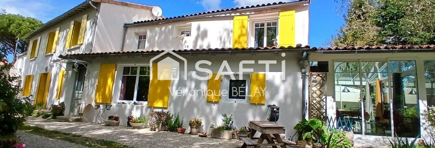 Maison 8 Pièces 220 m² à vendre à Saint-Romain-de-Benet (17600)