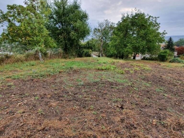 Terrain a bâtir 1530 m² Saint Priest bramefant — photo 1