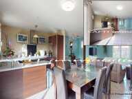 Rosny-sur-Seine : Maison contemporaine 127m2 avec vie de Plain-pied / 5 chambres / jardin clos de 840m2 autour. — photo 4
