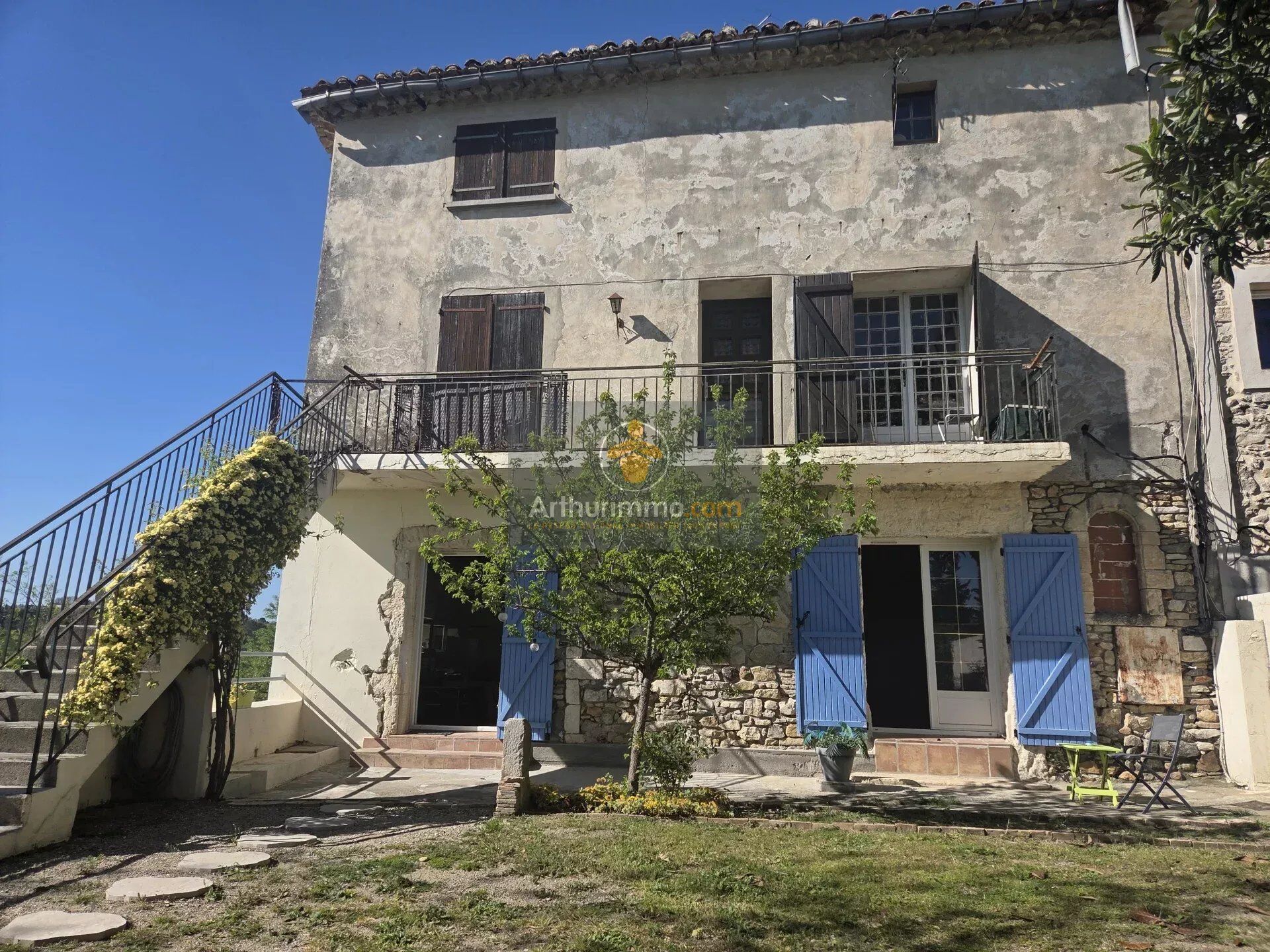 Appartement 4 pièces 109 m² · à Pont-Saint-Esprit · 109 m² · 160 000 €