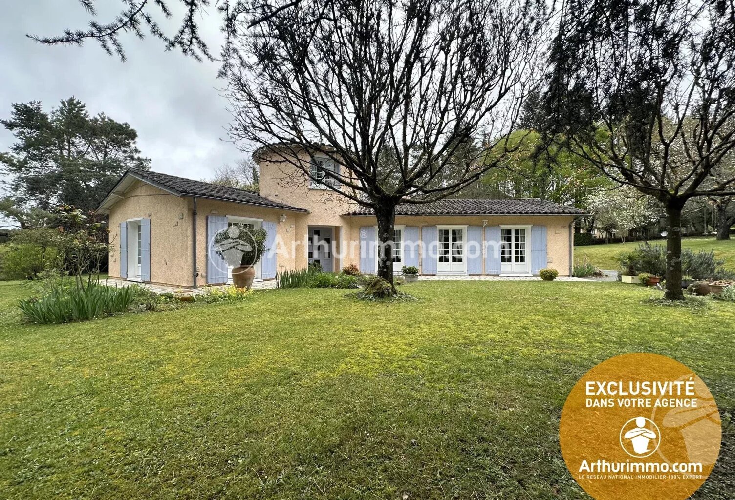 Maison de plain-pied 3 chambres avec 9 347 m² de terrain – À 3 km de Saint-Astier — photo 1