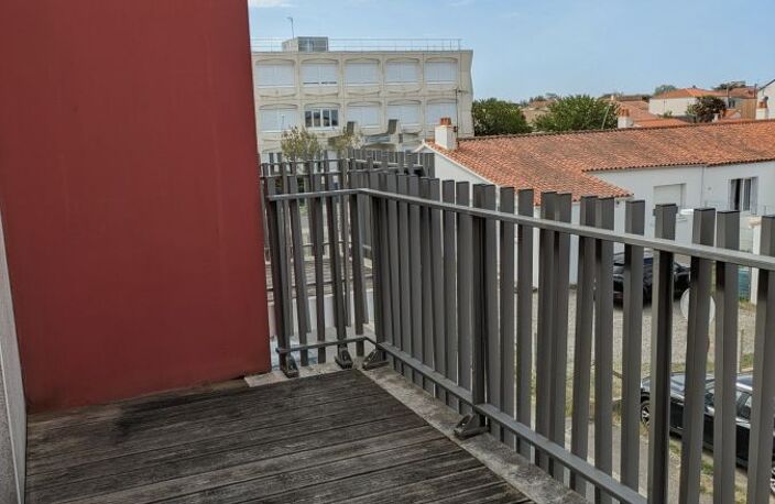 2 Pièces T2, 2 PLACES DE PARKING — photo 2