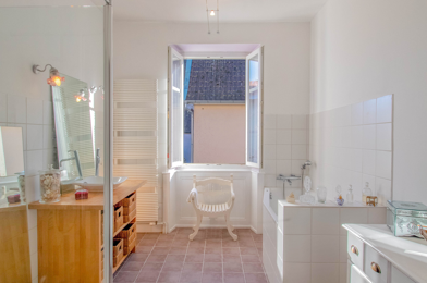 Appartement 6 pièces 239000 €