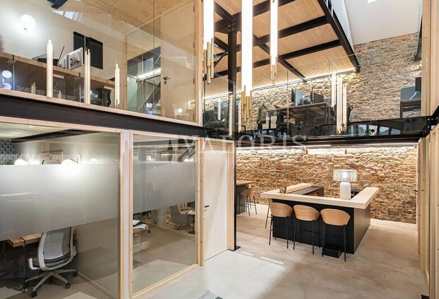 BUREAUX à LOUER — photo 1