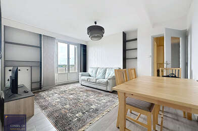 Appartement 3 pièces 900 €